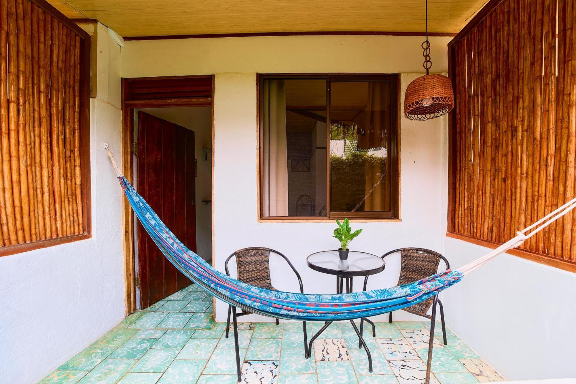 Cabinas Montesol Puerto Viejo de Talamanca Exterior foto